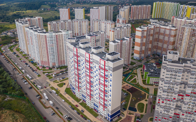 1-K So Svetlym Dizaynom V Putilkovo Flat