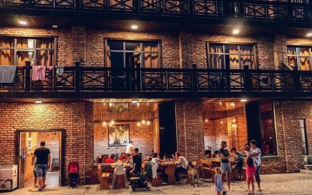 Gloriya Hotel