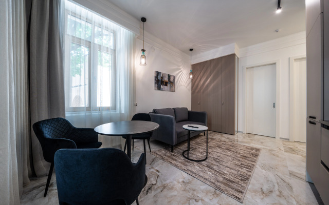EL&T 11.3 Apartments