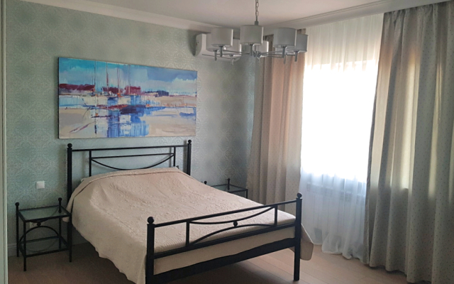 Na Tsentralnoy 37 Villa