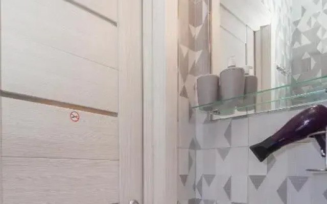 Studiya Na Bachurinskoy 12-2 Flat