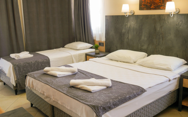 Anna Queen Hotel