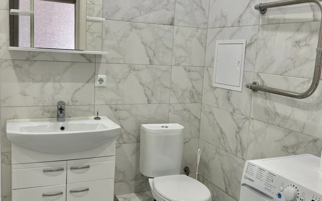 Uyutnaya Vozle Akvaparka Flat