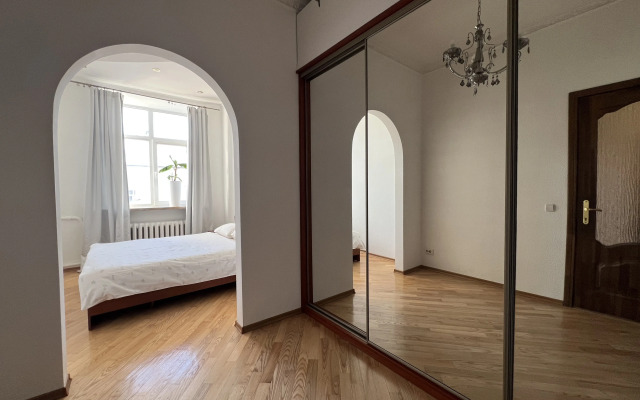 Апартаменты 2-к апартаменты в центре Минска на Маркса