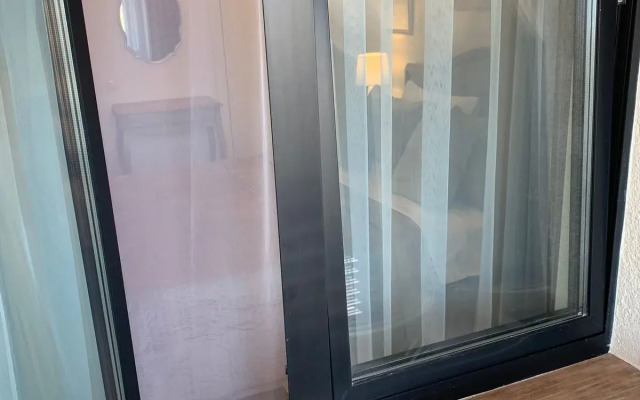 Royal Suite Apartments