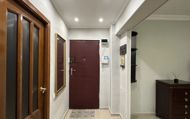 2-K Kvartira na Ulitse Khorenatsi XO253 Flat