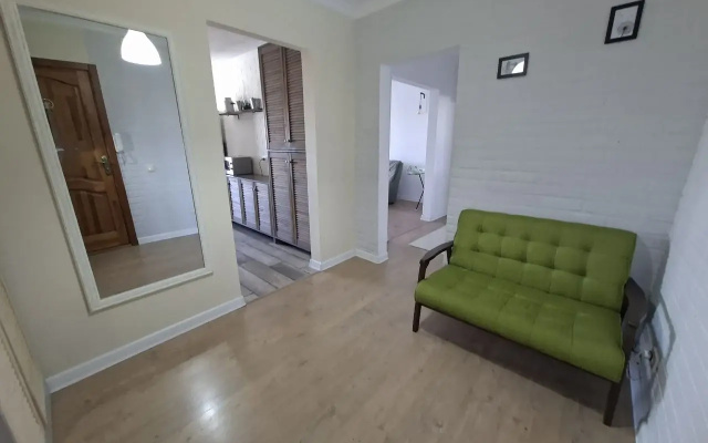 Prostornaya na Grebnom Kanale s Vidom na Gorod Flat