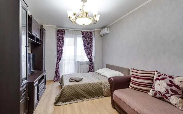 Апартаменты на Комарова 9/4