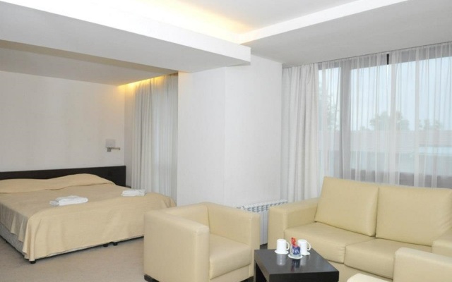 Famyli Hotel Elitsa