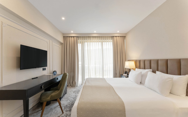 Курортный отель Mosavali