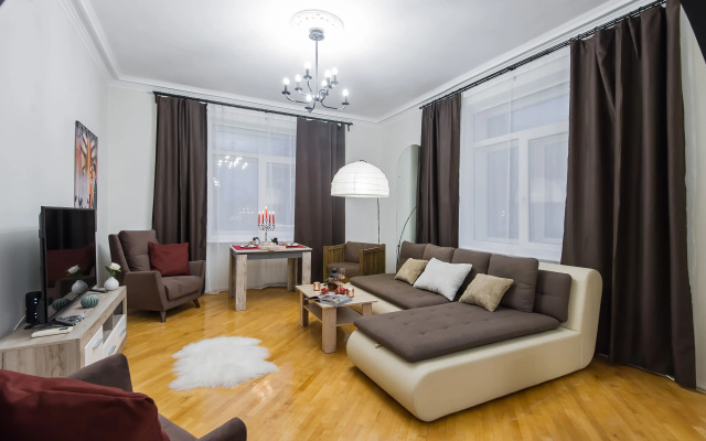Квартира GM Apartments Пятикомнатная у Кремля и Красной Площади