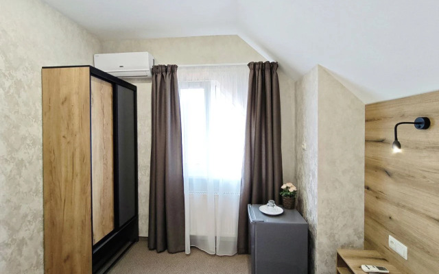 VV Guest House