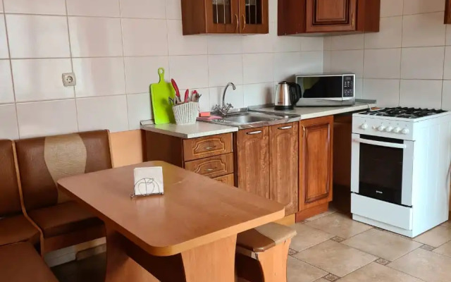 Квартира Чичканова 79