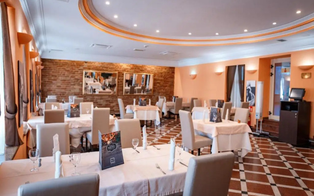 Отель River Palace