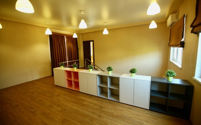 TK's House Guest House