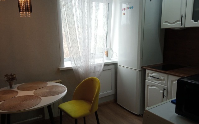 Uyutnaya  Kvartira - Yevrodvushka Flat