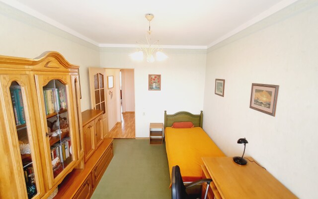 Na Pobede Apartments