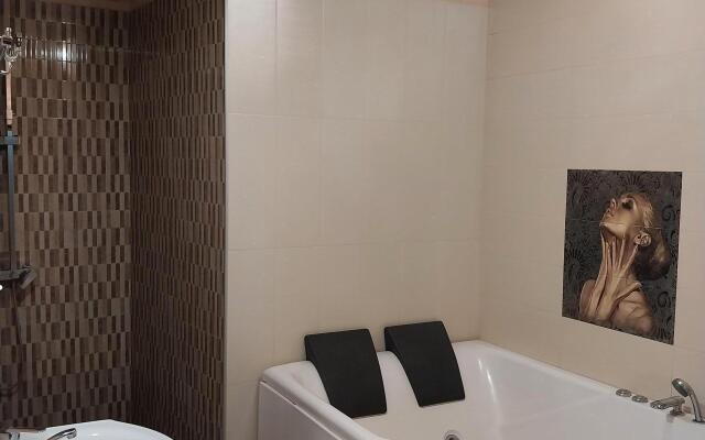 Happiness Guest House