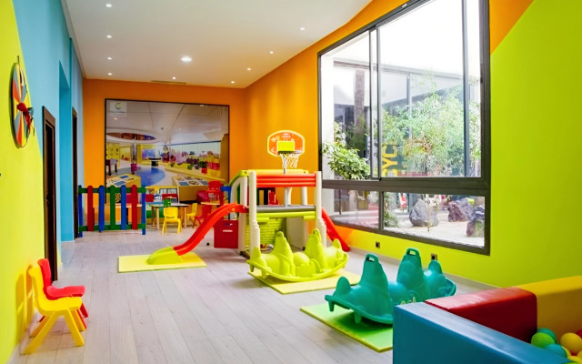 Апартаменты Luxe Haven Tamaris