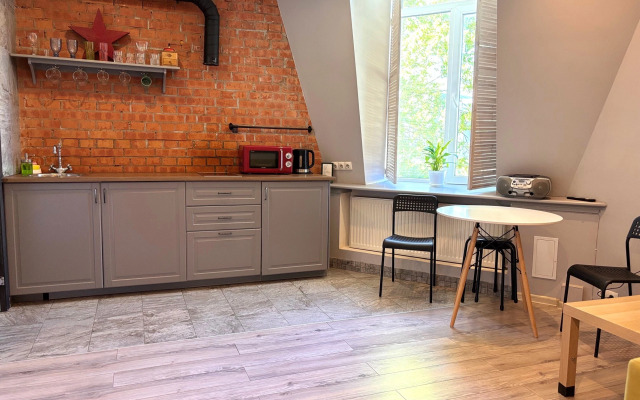 Квартира Cтудия-мансарда в центре у канала