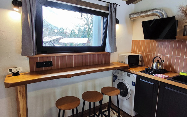 Dom-Studiya V Stile Shale Chalet