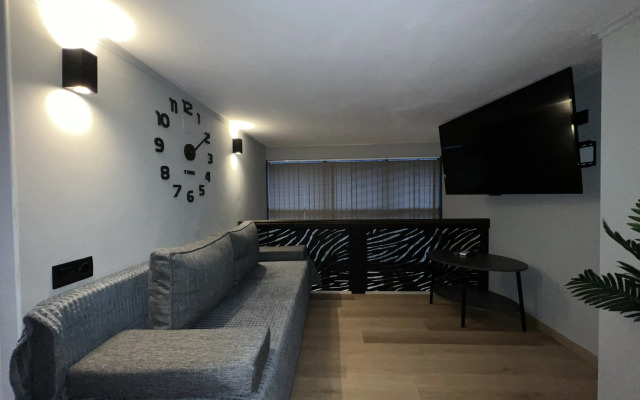 Dvukhurovnevye U Morya Apartments