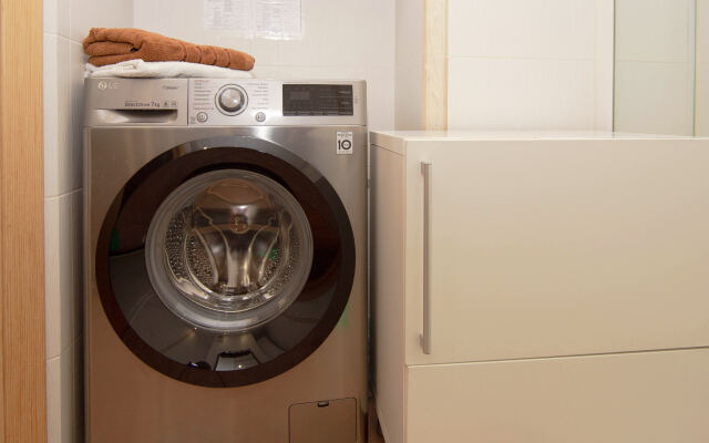 Apartamenty s Dzhakuzi na Ostrove.