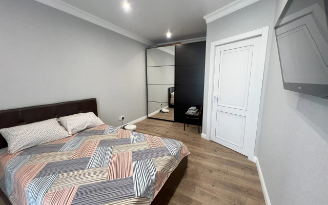 Uyutnaya Svetlaya S Sovremennym Remontom Flat
