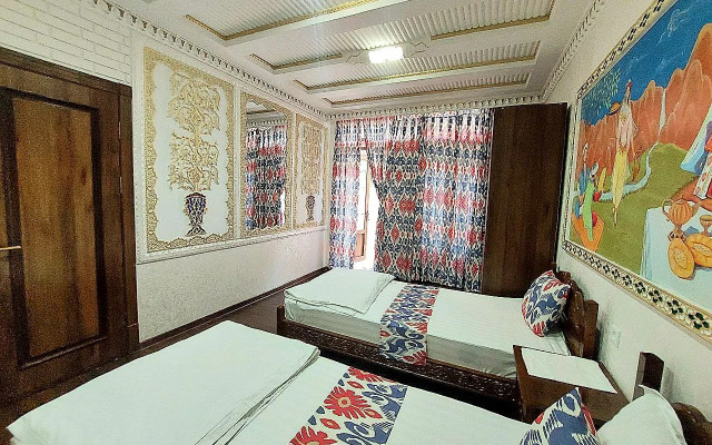 Gulnaraxanum Hotel