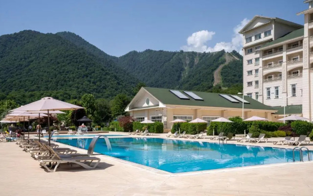 Qafqaz Riverside Hotel