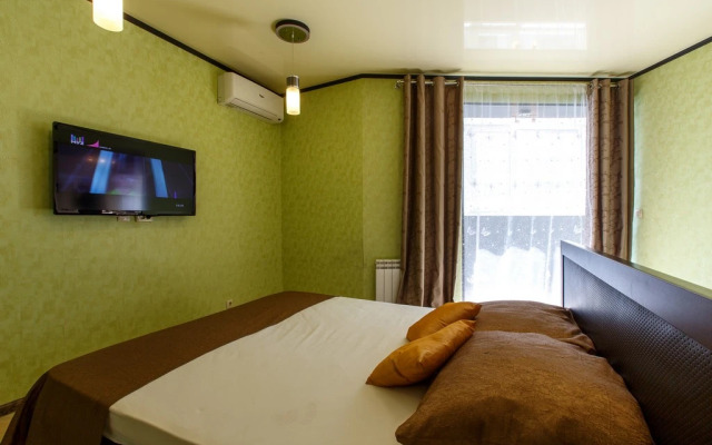 Квартира от компании Хоум Отель на Революционной 4