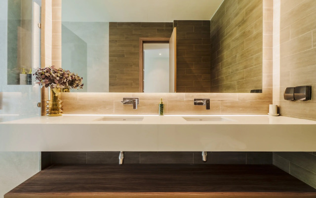 Aileen Layan 6 Villa