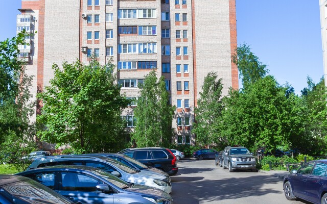 Odnokomnatnaya Kvartira Na Slepushkina Okolo Metro Rybatskoye Flat