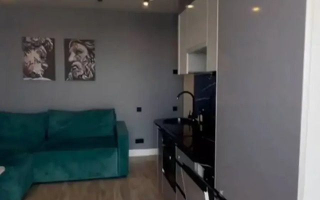 Zhk Frukty Sliva 5247 Flat