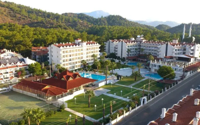 Pineta Club Hotel - All Inclusive