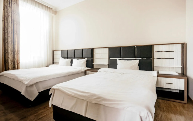 37B Apartments
