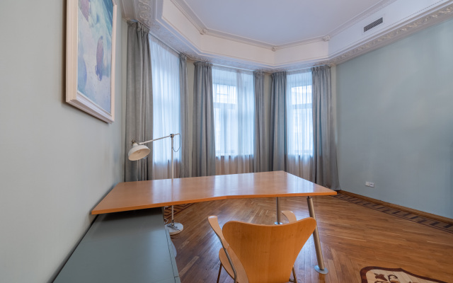 Mark Apart Petrogradsky Apartments
