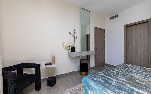 Stella Maris Tower Apartments