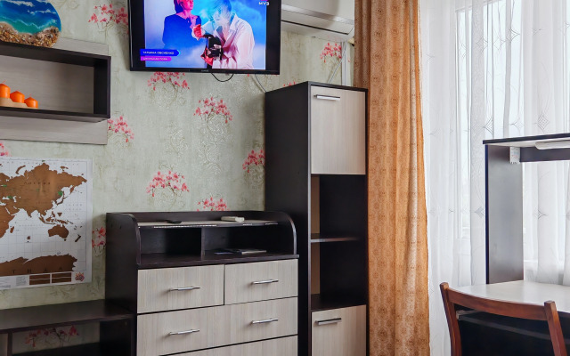 Uyutnaya Svetlaya Kvartira V Serdtse Mostovskogo Flat