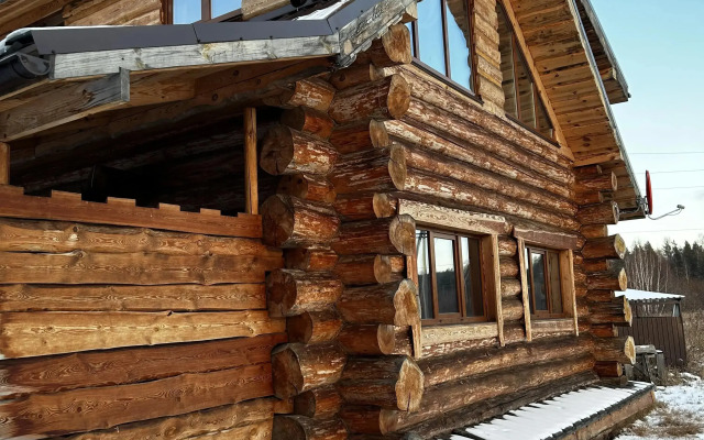 Serebryanye Ruchyi Guest House