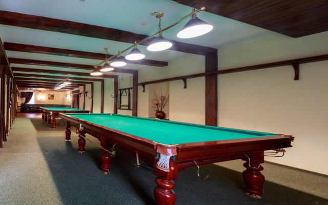 Chesnava Park-Hotel