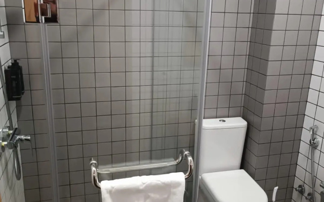 Отель Sazano Wine Cellar