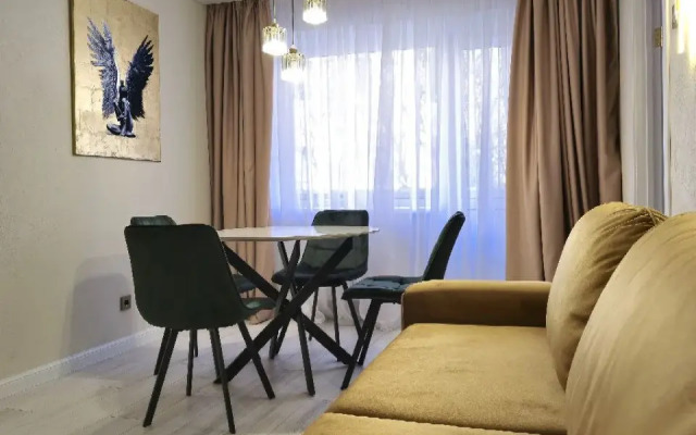 Yarkaya V Tsentre Kaliningrada Lodging house