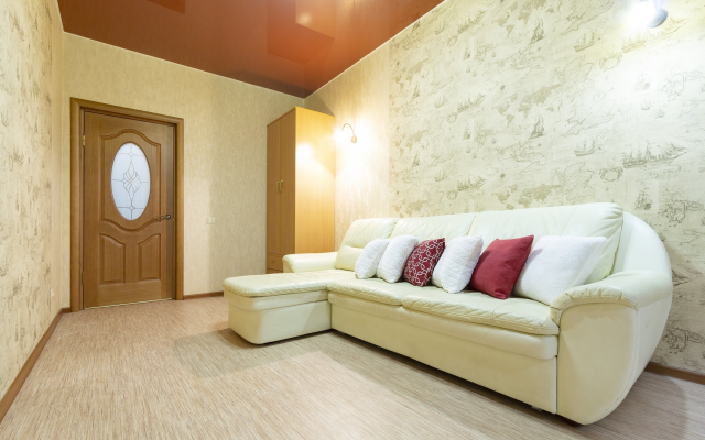 Na Pereulke Ostrovskogo 22 Flat