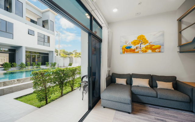 Riana Town Private house