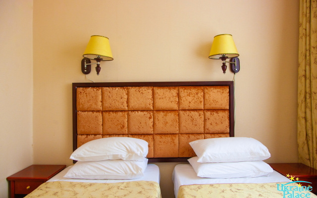 Отель Палас