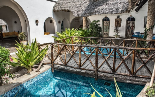 Jumbo Watamu All Inclusive Hotel