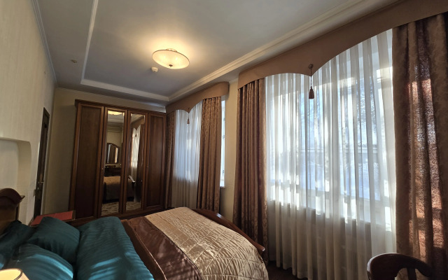 Biznes Pushkin Hotel