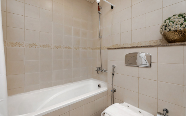 Апартаменты Welcome Home in Bay Central Tower