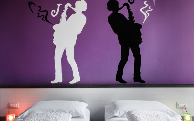 Hotel Nologo